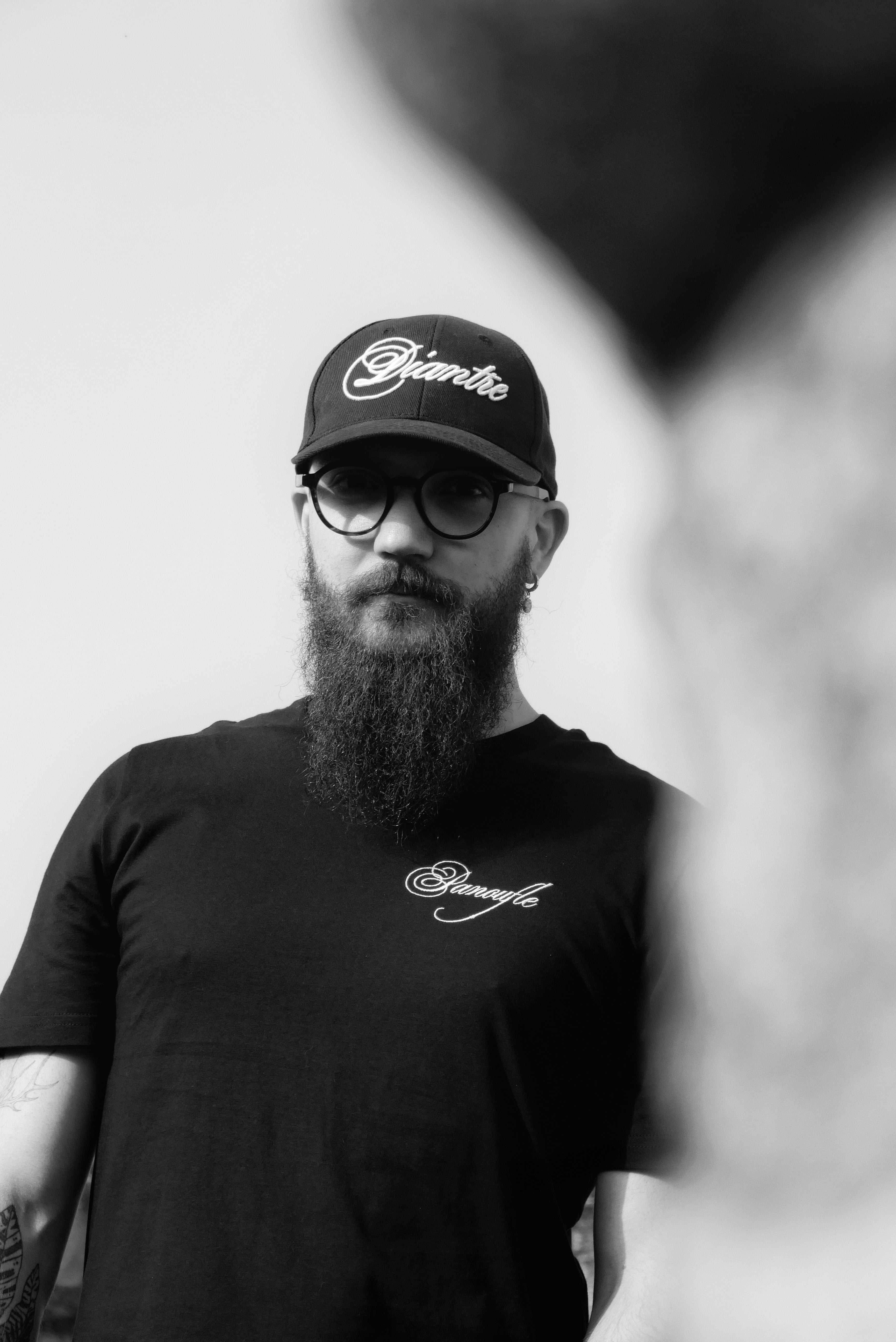 “Panoufle” – T-shirt brodé unisexe Vieilles Verveines