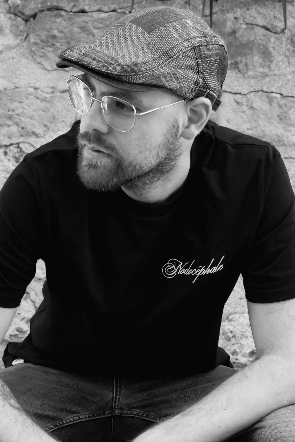 “Nodocéphale” – T-shirt brodé unisexe Vieilles Verveines